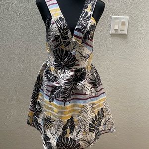H&M Slimmer Tropical Cocktail Dress Size US 8